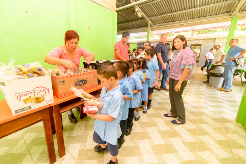 Chiquita dona i terreni delle scuole al Ministero dell'Istruzione della Costa Rica - 7