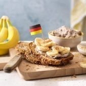 Vollkornbrot tedesco con banana Chiquita e cocco