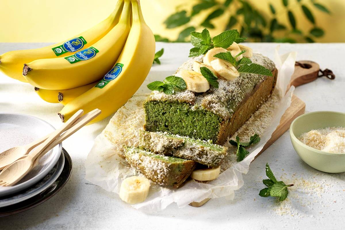 Torta vegana al pandano con banane Chiquita biologiche