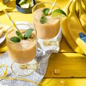 Frullato tropicale di banane Chiquita con yogurt