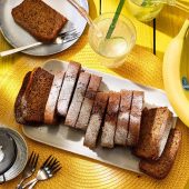 Banana bread vegano con banane Chiquita e burro d’arachidi