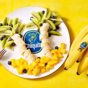 Palma con banane Chiquita, kiwi e mango