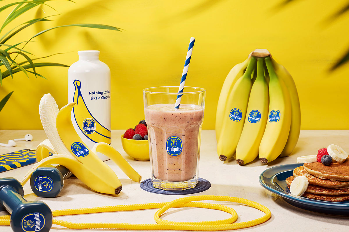 Frullato proteico post-allenamento con banane e frutti di bosco di Chiquita