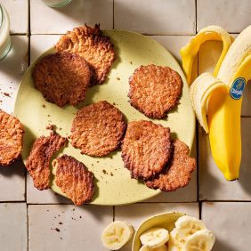 Biscotti vegani al burro di mandorle, banana e cocco