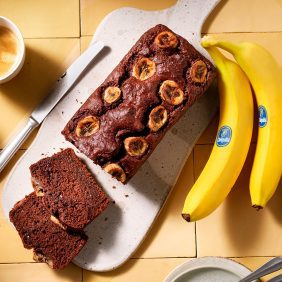 Banana bread vegano alla barbabietola e cioccolato