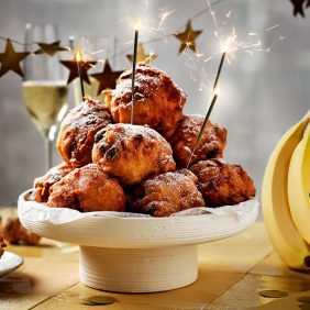 Frittelle di pasta olandesi di capodanno