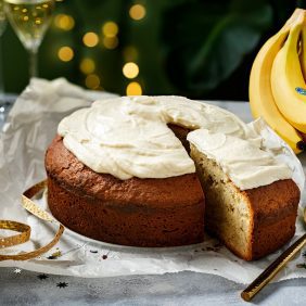 Torta di Capodanno Vasilopita con glassa alla banana