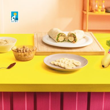 Wrap integrale con banana Chiquita, hummus e ceci croccanti